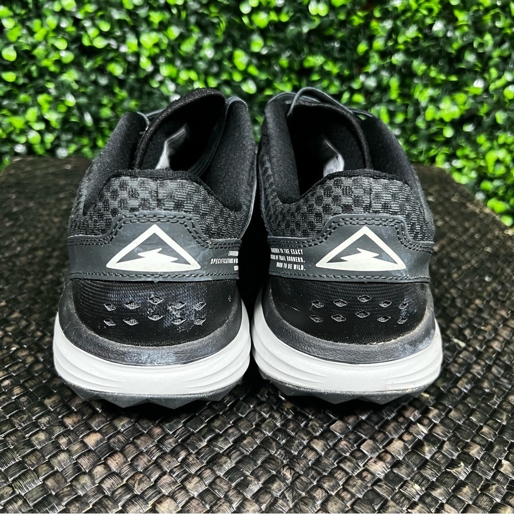 NIKE | Juniper Trail Sneakers - Picture 5 of 14